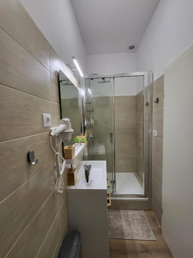 بوخارست Cozy Old Town Apartments - Lipscani المظهر الخارجي الصورة